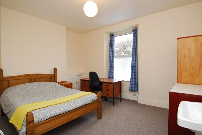 5 Bedroom House To Rent In Amity Place, Plymouth, PL4