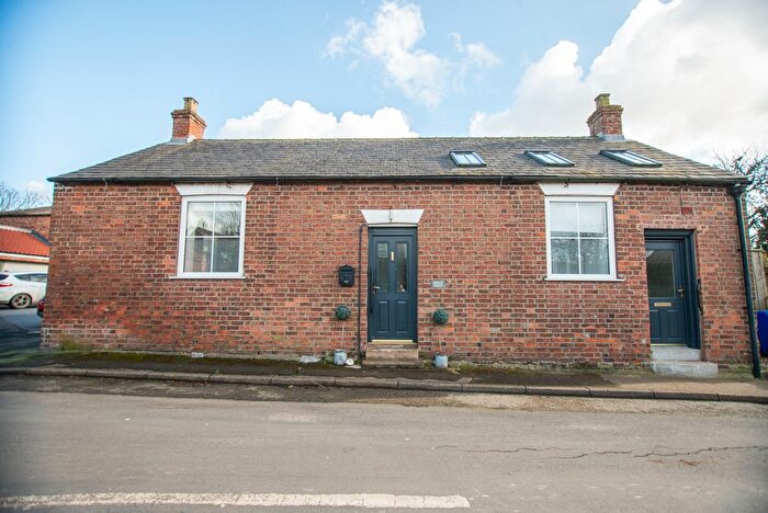 3 Bedroom Cottage To Rent In Church Lane, Withernwick, HU11