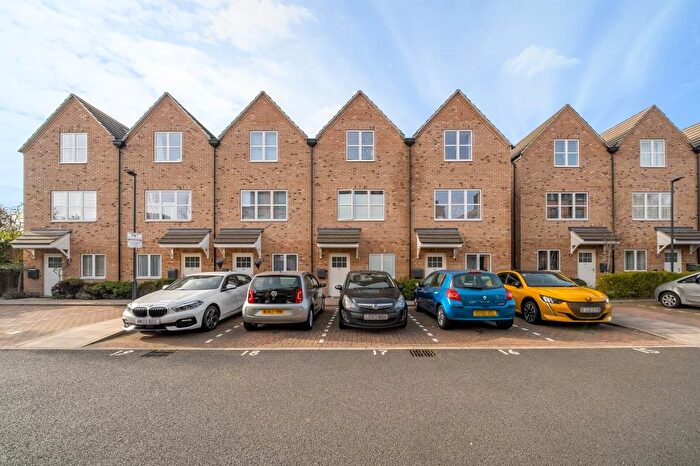 3 Bedroom Terraced House For Sale In Sher Afzal Close, Oxford, OX4