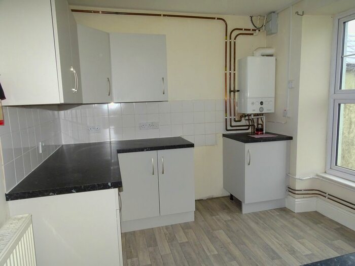 2 Bedroom Flat To Rent In Church Street, Llangefni, Ynys M&#;n, LL77