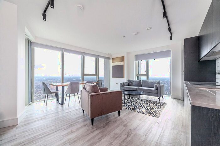 2 Bedroom Flat To Rent In Portal Way, North Acton, London, W3