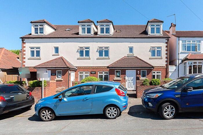 1 Bedroom Apartment To Rent In Brinkley Road, Worcester Park, KT4