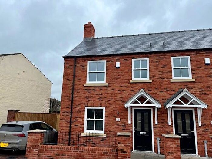 2 Bedroom Semi-Detached House To Rent In Newmarket, Louth, LN11