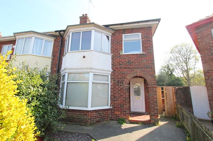 3 Bedroom Semi-Detached House To Rent In Barrington Avenue, Hull, East Riding Of Yorkshire, HU5