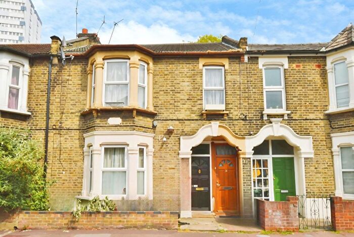 2 Bedroom Flat For Sale In Carson Road, Canning Town, London, E16