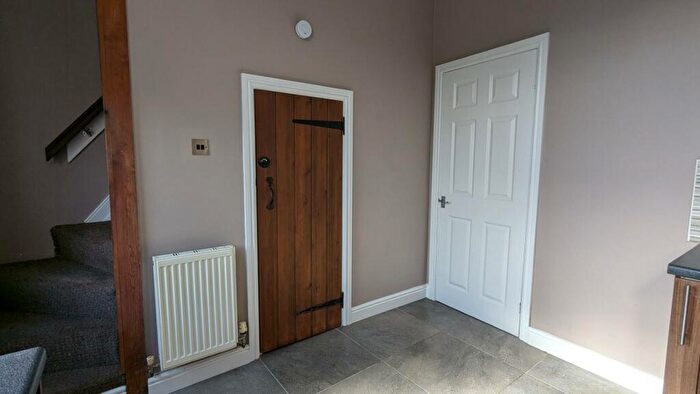 2 Bedroom End Of Terrace House For Sale In Cambridge Street, Stalybridge, SK15