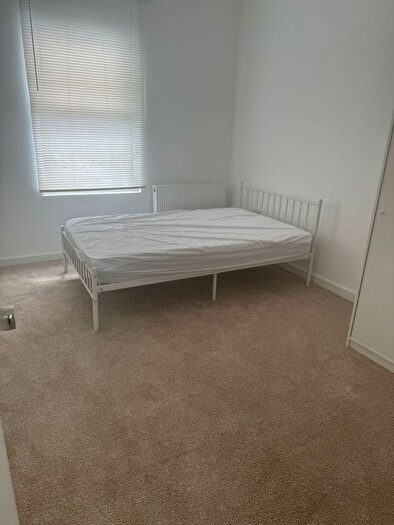 5 Bedroom Flat To Rent In Fishponds Road, Bristol, BS5