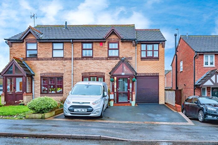 4 Bedroom Semi-Detached House For Sale In Moat Way, Handsacre, Armitage, WS15