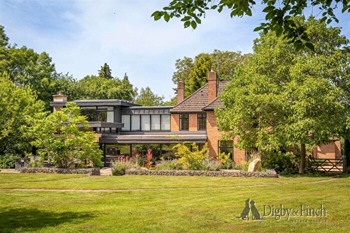8 Bedroom Detached House For Sale In London Road, Stamford, PE9