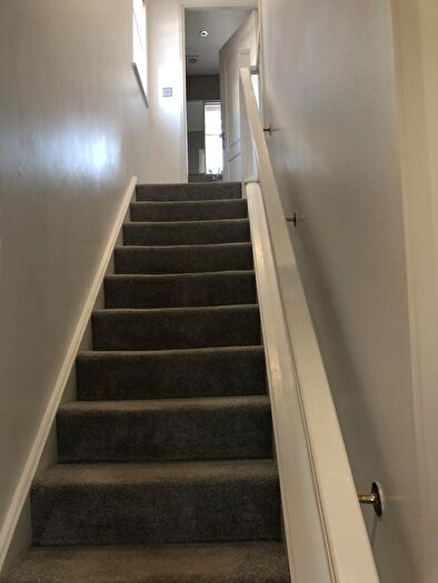 2 Bedroom End Of Terrace House To Rent In Harlow Avenue, Brightons, Falkirk, FK2