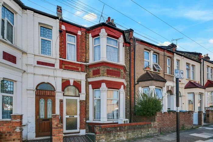 3 Bedroom Terraced House To Rent In Gallosson Road, London, SE18