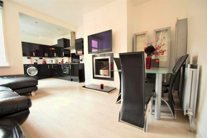 2 Bedroom Flat To Rent In King John Terrace, Heaton, NE6