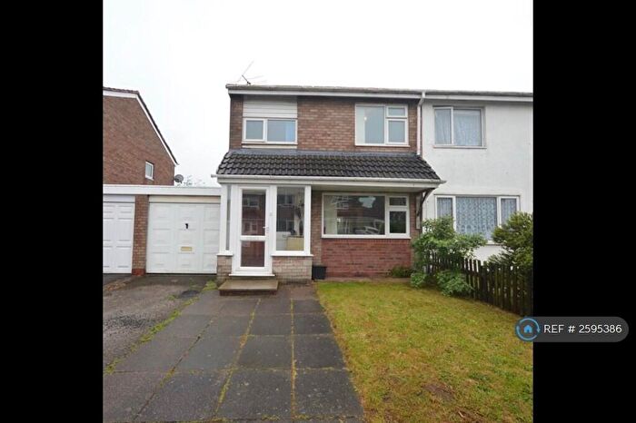 3 Bedroom Semi-Detached House To Rent In Ludlow Close, Birmingham, B37