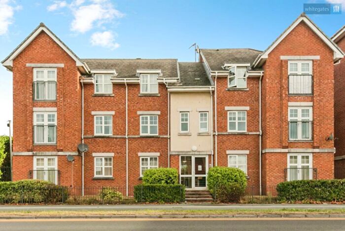 2 Bedroom Apartment For Sale In Dale Way, Crewe, Cheshire, CW1