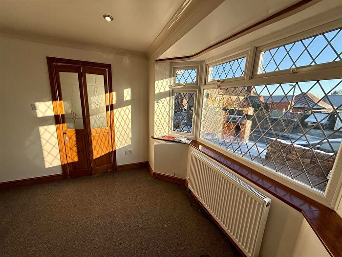 Semi-Detached House To Rent In Orchard Road, Kirkby-In-Ashfield, Nottingham, NG17