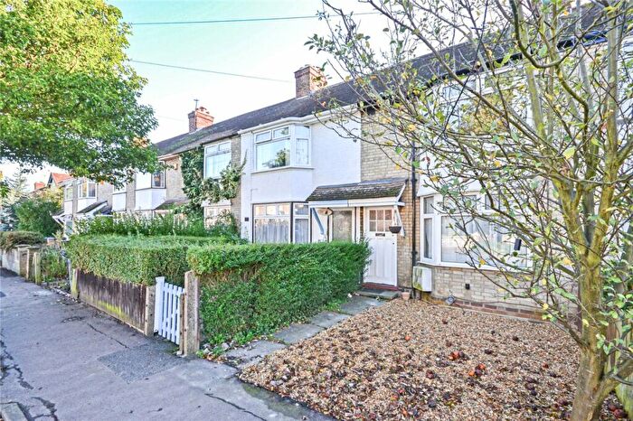 3 Bedroom Terraced House To Rent In Brampton Road, Cambridge, CB1