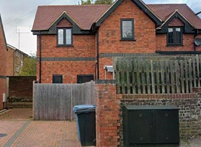 2 Bedroom Detached House To Rent In Springfield Road, Chesham, HP5
