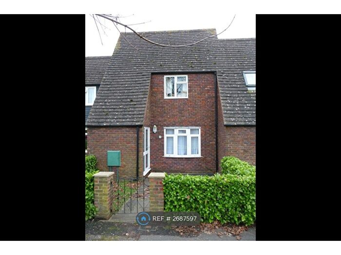 4 Bedroom Terraced House To Rent In Winterbourne Road, Chichester, PO19