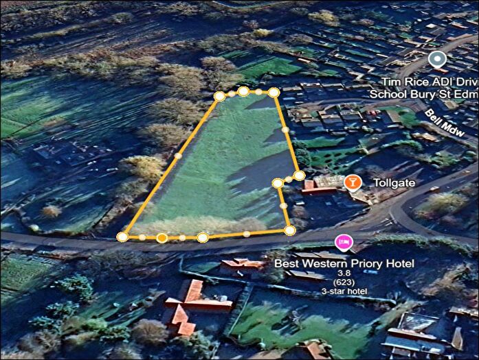 Land To Rent In Grazing Land Adjacent To The Tollgate Pub, Fornham Road, Bury St. Edmunds, Suffolk, IP32