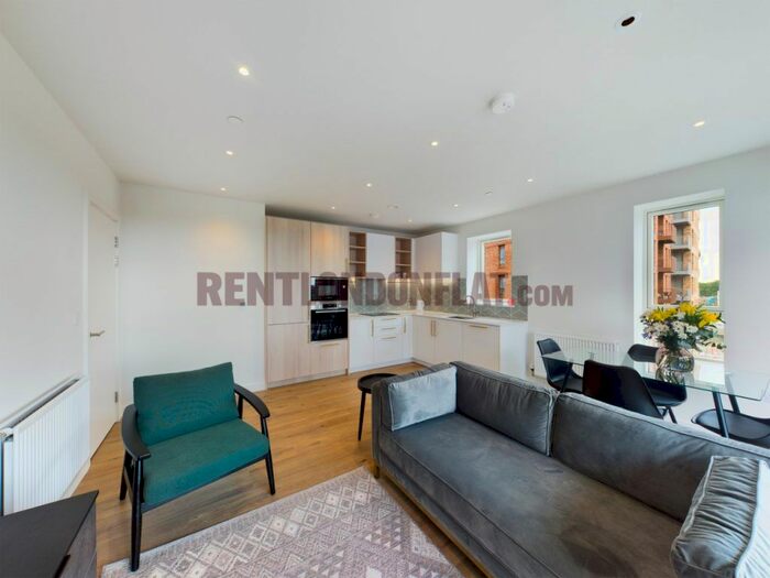 2 Bedroom Flat To Rent In Mary Neuner Road, London, N8