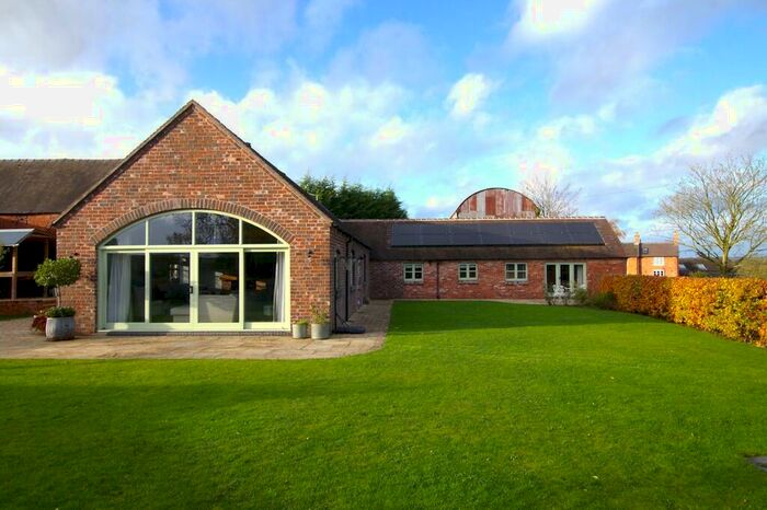 4 Bedroom Barn Conversion For Sale In Dodsleigh Lane, Leigh, ST10