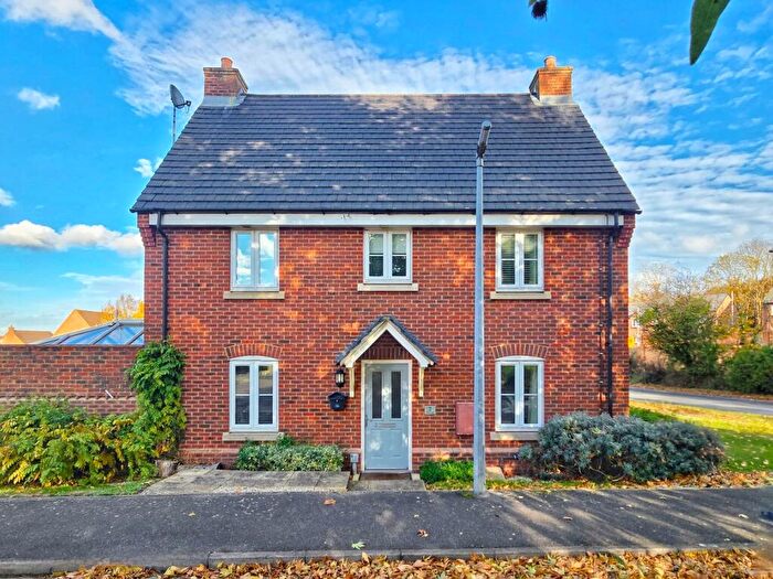 3 Bedroom End Of Terrace House For Sale In The Lane, Lidlington, Bedfordshire, MK43