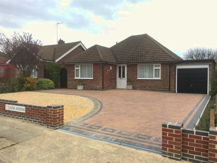 2 Bedroom Detached Bungalow To Rent In June Avenue, Ipswich, IP1