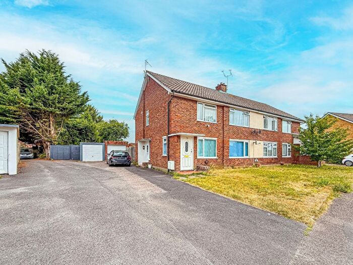 2 Bedroom Flat For Sale In George Street, Taunton, Somerset, TA2