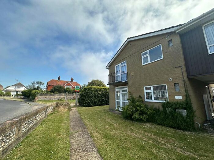 1 Bedroom Flat To Rent In Greentrees, Cokeham Lane, Lancing, BN15