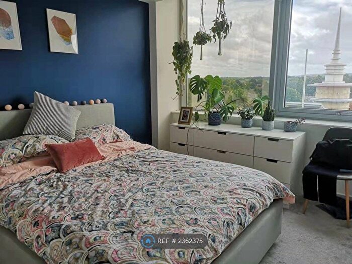 1 Bedroom Flat To Rent In Churchill Place, Basingstoke, RG21
