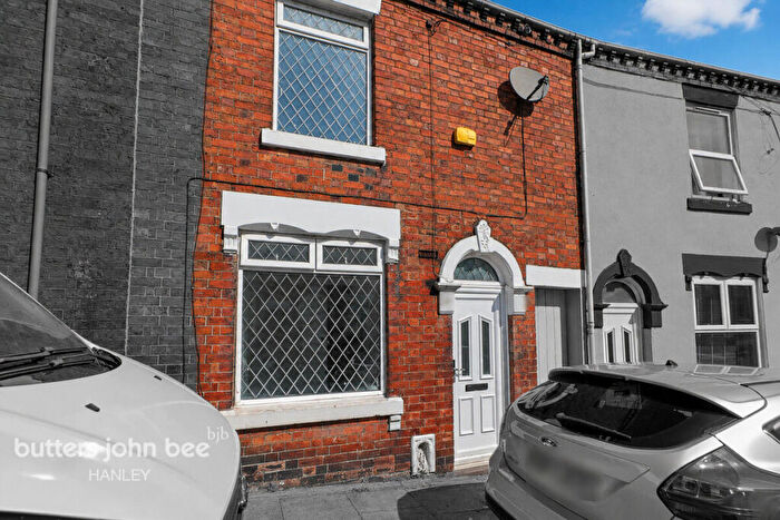 4 Bedroom Terraced House To Rent In Lockley Street, Stoke-On-Trent, ST1