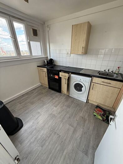 2 Bedroom Flat To Rent In Elliston House, London, London, London, SE18