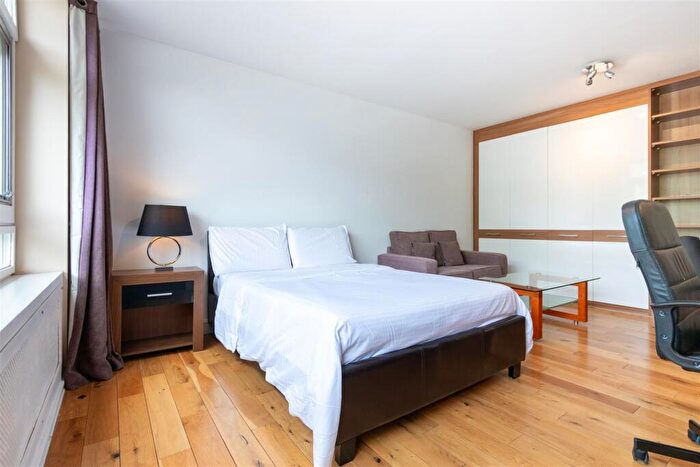 Studio To Rent In Lyndhurst Court, St Johns Wood, NW8