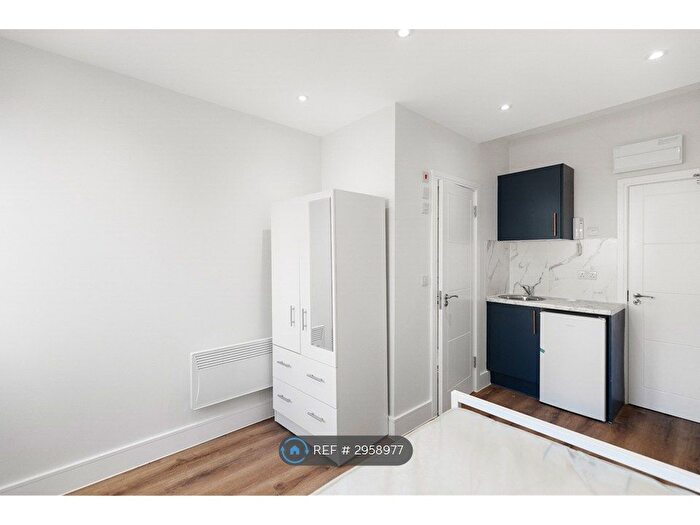 Studio To Rent In St. Erkenwald Road, Barking, IG11