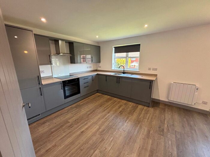 2 Bedroom Apartment To Rent In Mersey Walk, CH42