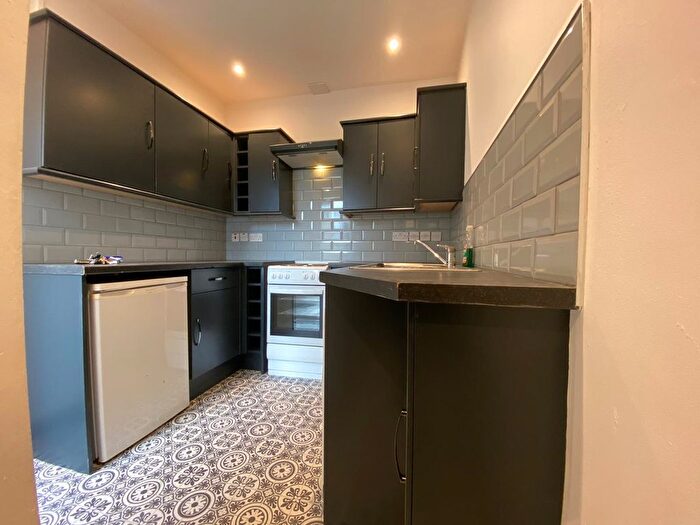 1 Bedroom Flat To Rent In Staple Hill Road, Bristol, BS16