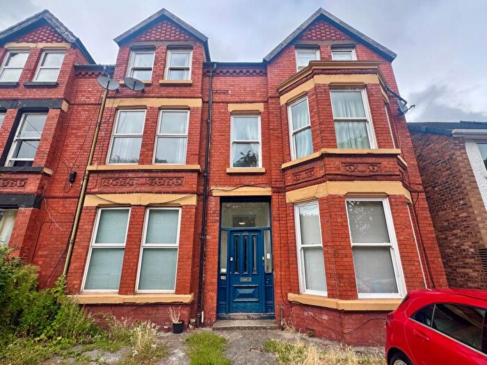 2 Bedroom Apartment To Rent In Ullet Road, L17