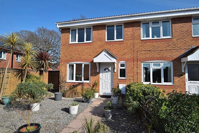 3 Bedroom Semi Detached House For Sale In Antler Drive, New Milton, Hampshire., BH25