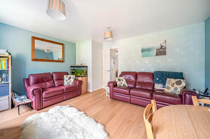 2 Bedroom Semi-Detached House For Sale In Heath Road, Soberton, Southampton, Hampshire, SO32
