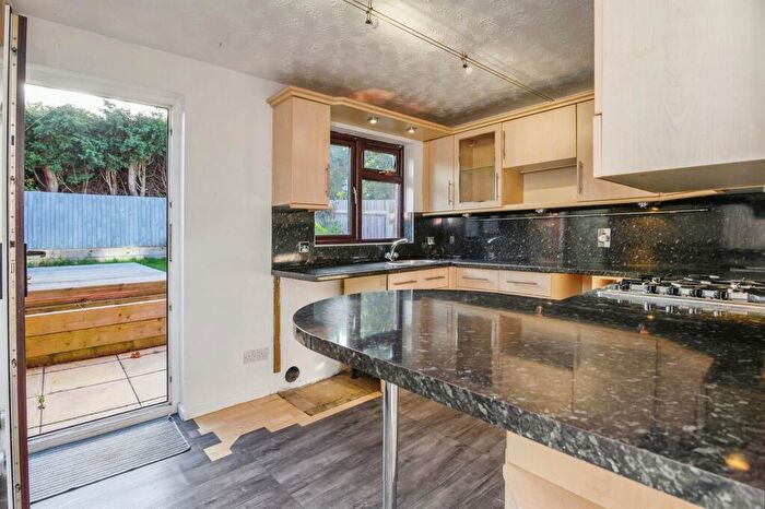 2 Bedroom End Of Terrace House For Sale In Bridle Road, Hereford, HR4