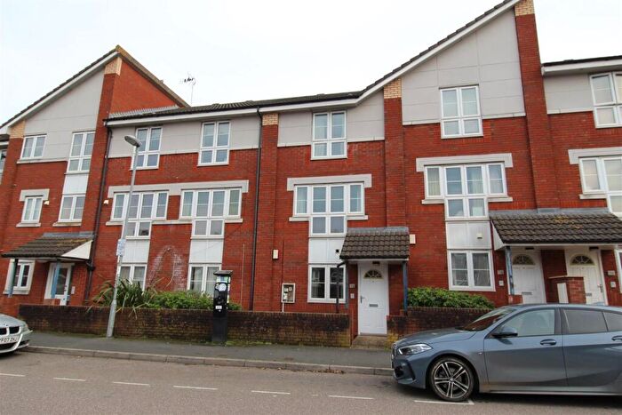 3 Bedroom Terraced House To Rent In Exeter City Centre, EX4
