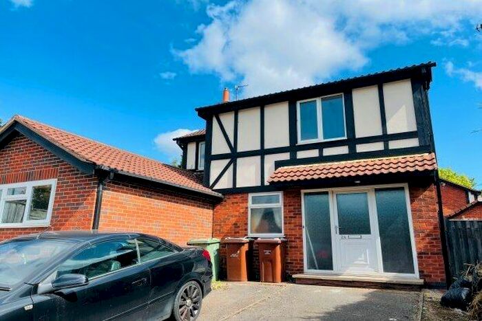 4 Bedroom Property To Rent In Bestwood Park Drive, Nottingham, NG5