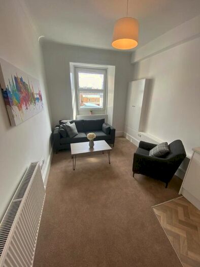 3 Bedroom Flat To Rent In Fountainbridge, Fountainbridge, Edinburgh, EH3