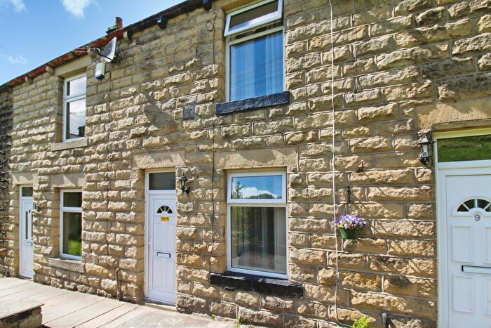 2 Bedroom Terraced House For Sale In Hawley Street, Winewall, Colne, Lancashire, BB8