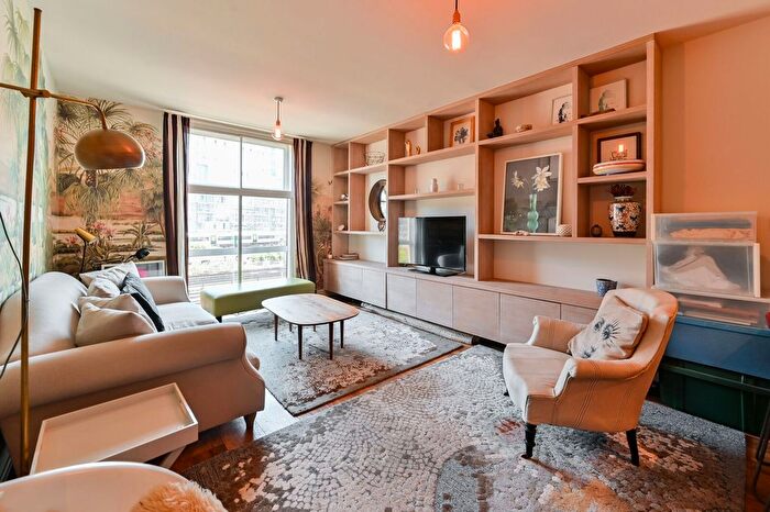 2 Bedroom Flat For Sale In Warwick Building, Battersea, London, SW11