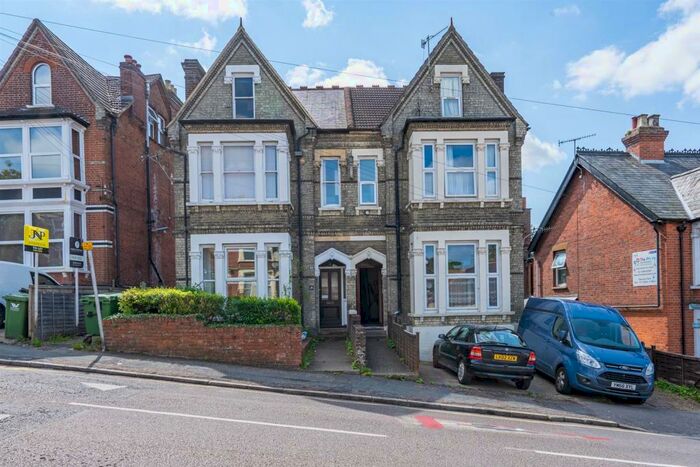 1 Bedroom Apartment To Rent In Priory Road, High Wycombe, HP13