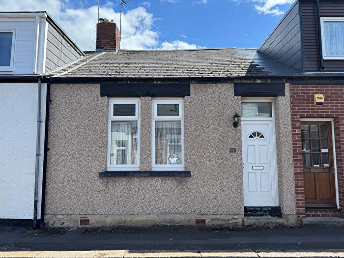 2 Bedroom Cottage To Rent In Grange Street South, Sunderland, SR2
