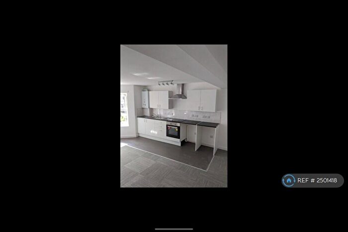 2 Bedroom Flat To Rent In Great Western Mews, Yeovil, BA21