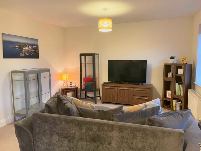 2 Bedroom Apartment To Rent In Swale Grove, Bingham, NG13