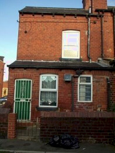 1 Bedroom Flat To Rent In Royal Park Road, Hyde Park, Leeds, LS6